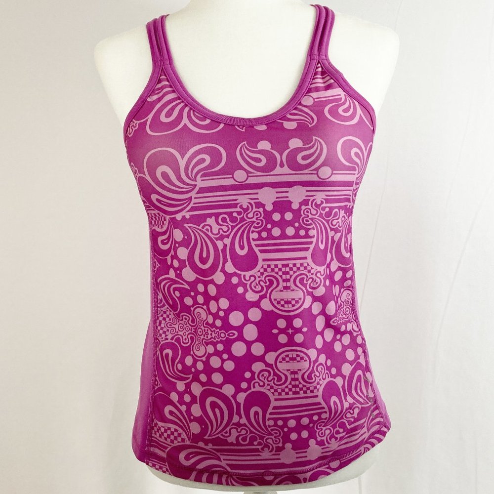 Brooks Racerback Tank with Built-In Shelf Bra Size M